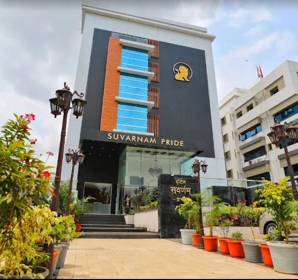1 ©Hotel Suvarnam Pride